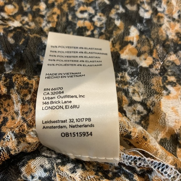 NWOT Free People Pullover Snakeskin Print with Collar Drawstring Blouse Size S - Picture 6 of 6